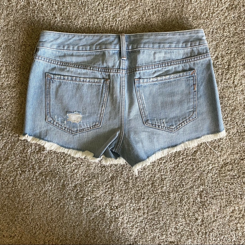 Express Low Rise Floral Embroidered Shorts - Picture 2 of 8